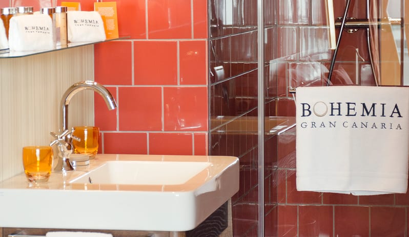 DELUXE OCEAN VIEW BATHROOM